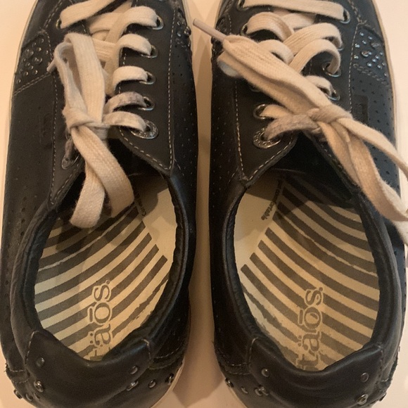 Taos Leather Sneakers 7.5 - Picture 10 of 12